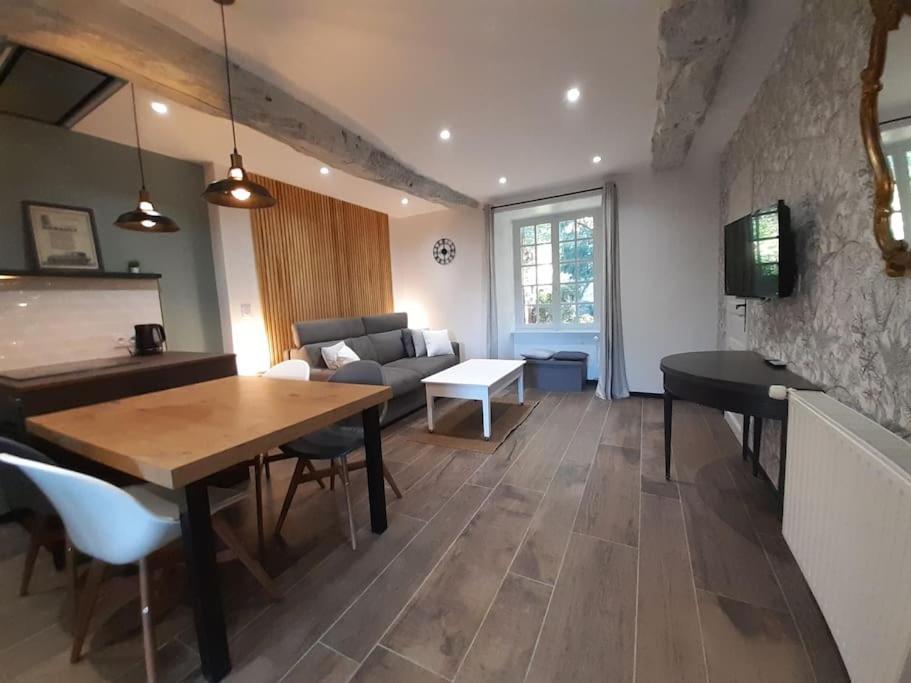 Studio Meuble Avec Terrasse Axe Rennes Saint Malo La Baussaine Екстер'єр фото