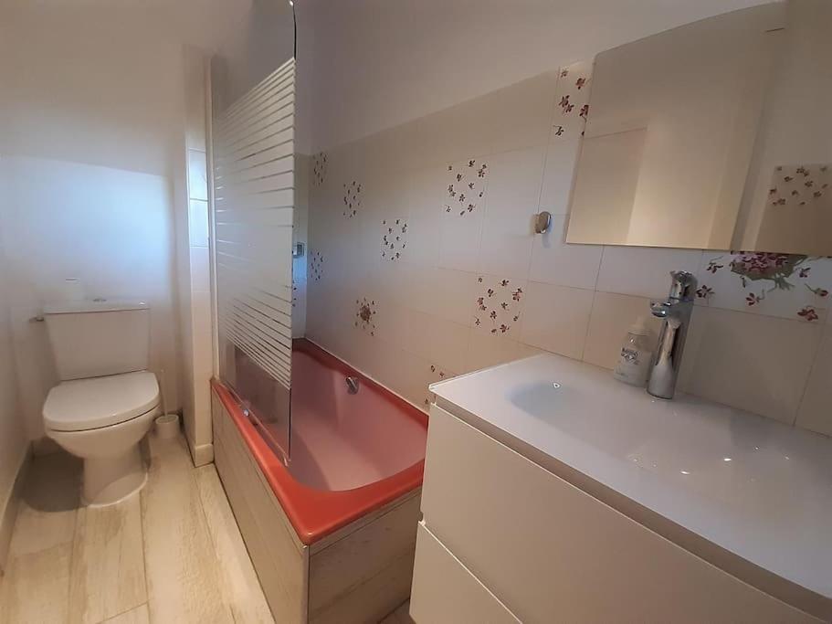 Studio Meuble Avec Terrasse Axe Rennes Saint Malo La Baussaine Екстер'єр фото